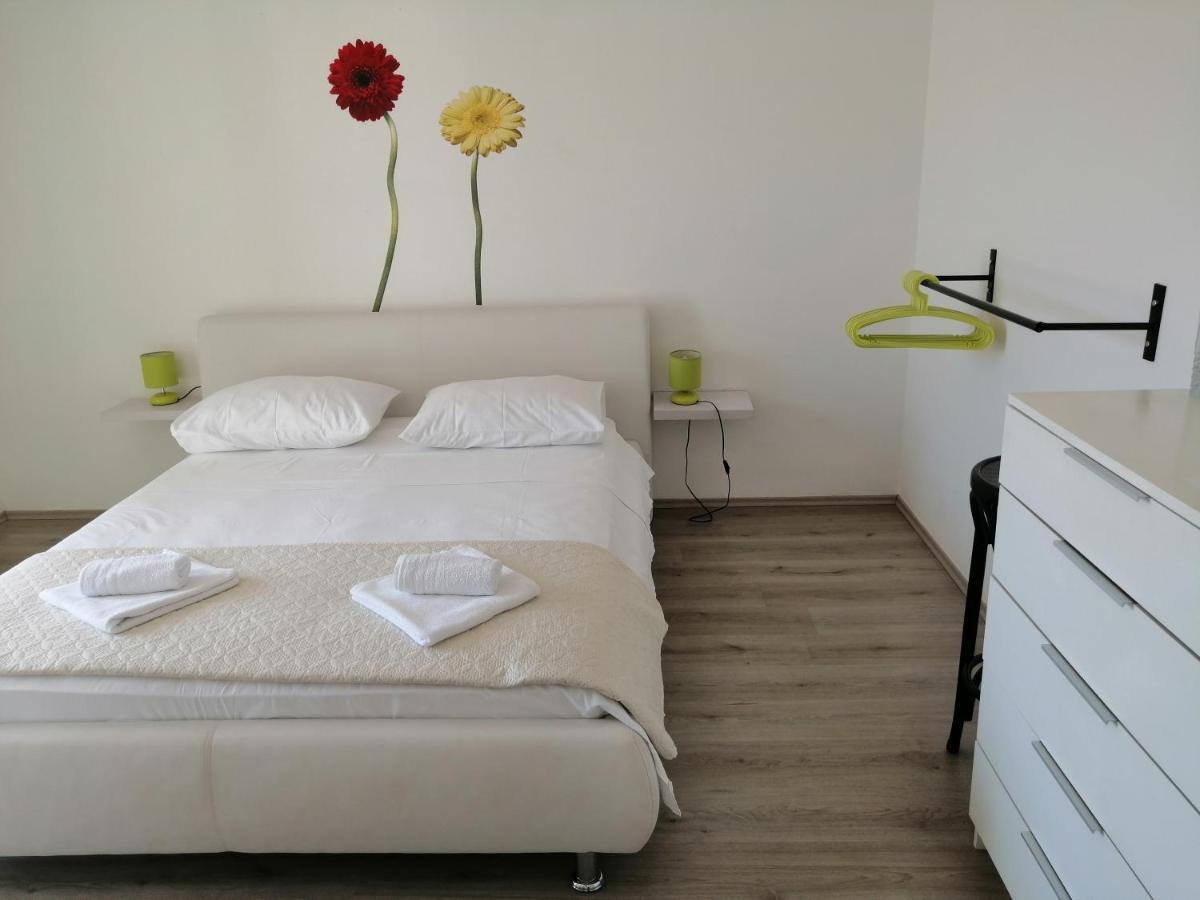 Apartment Roky Hvar Town Zewnętrze zdjęcie